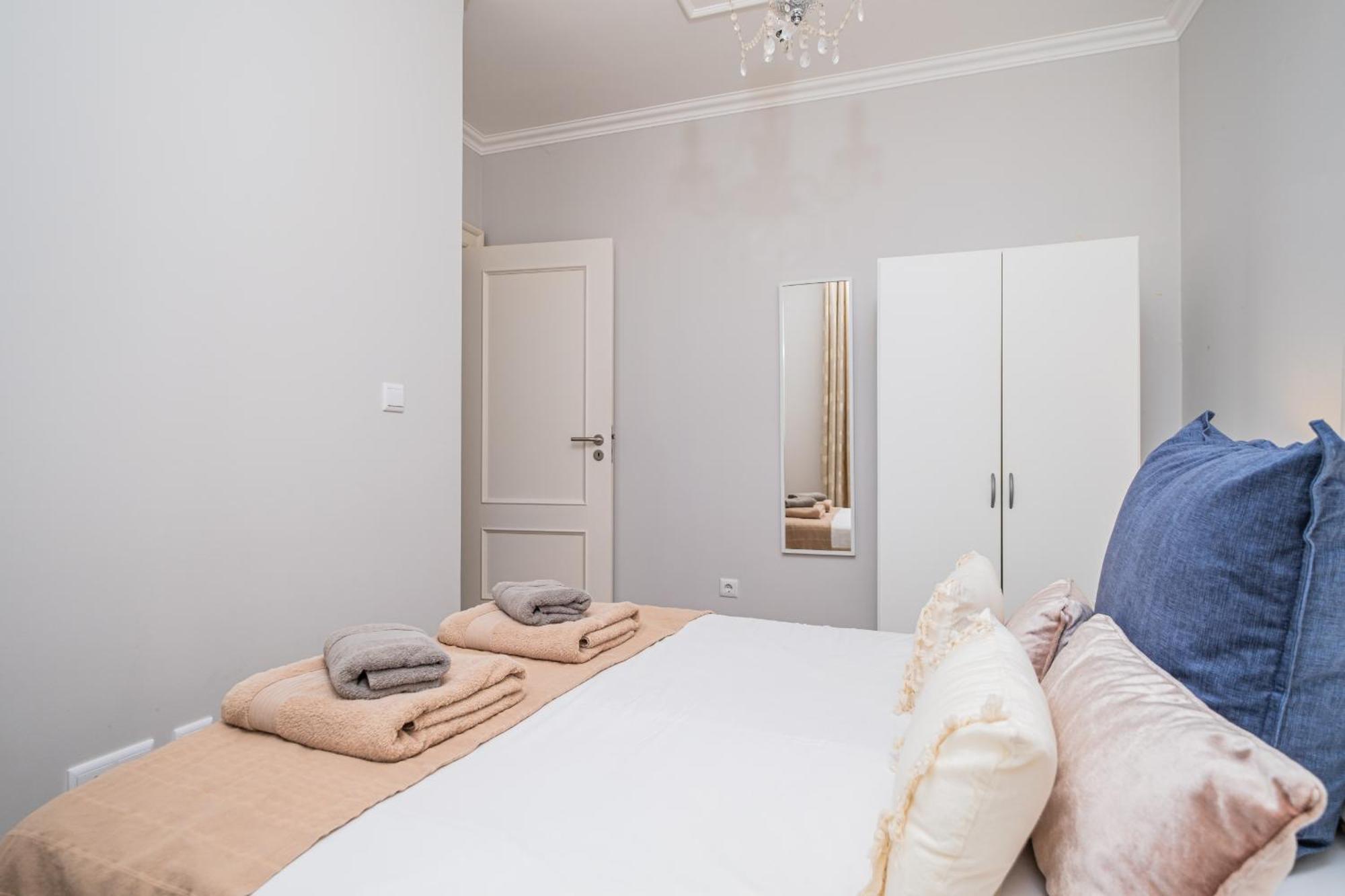 Appartement Hillside - By Wehost à Funchal  Extérieur photo